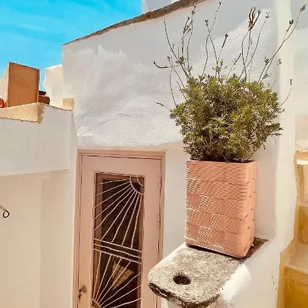 Th_eros House Feriehus